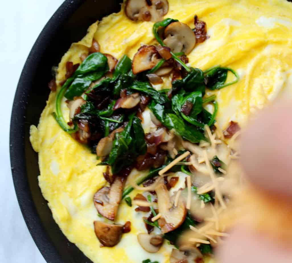 easy cheesy omelet