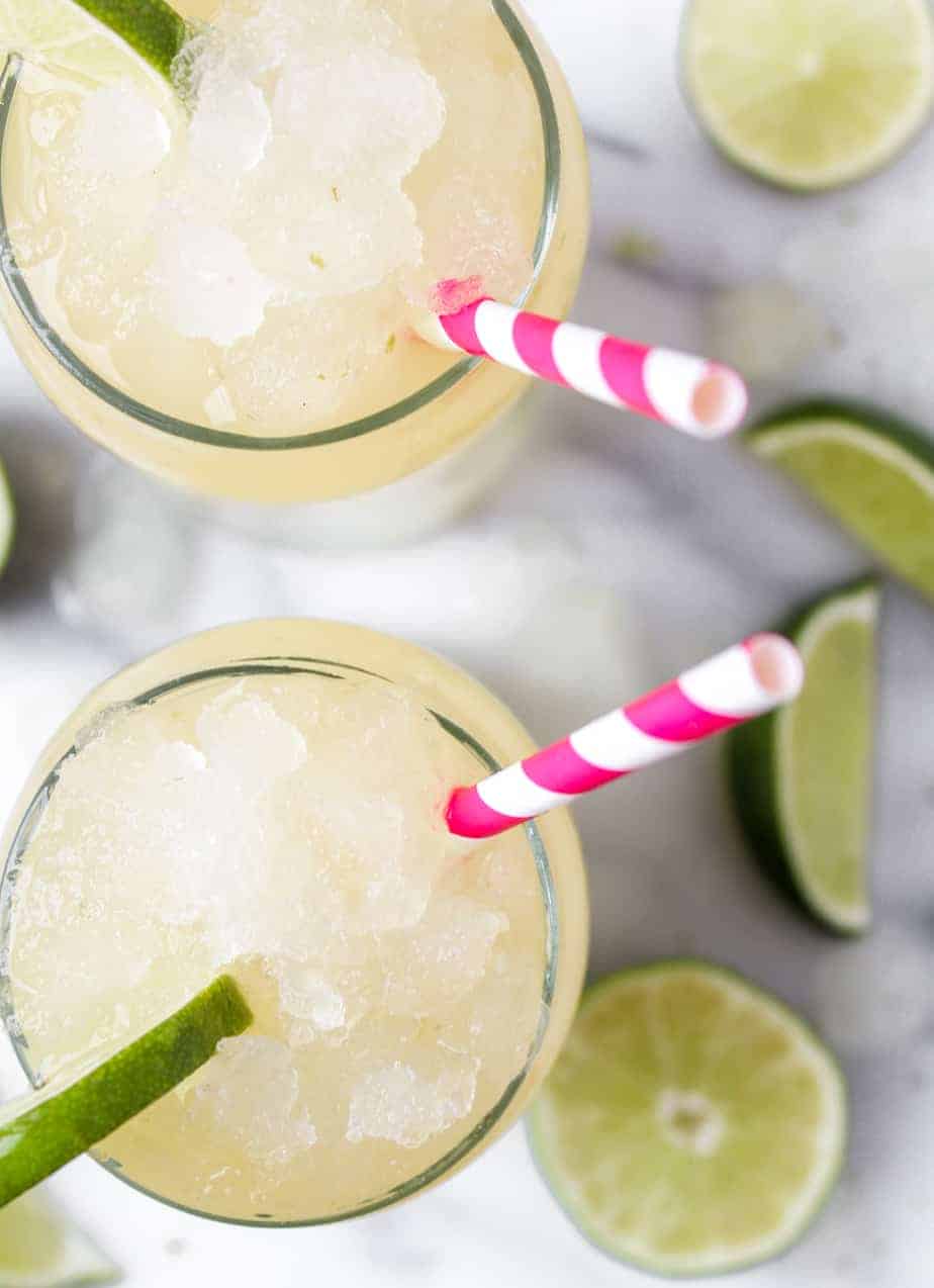 corona cocktails with limes