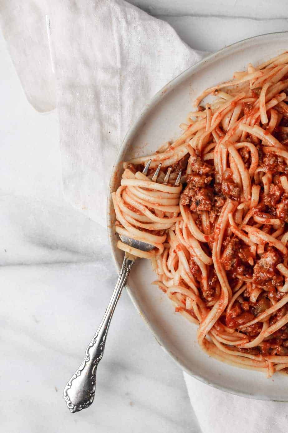 easy homemade spaghetti sauce close up