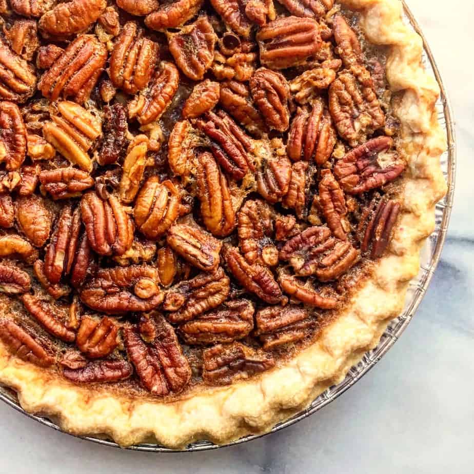 thanksgiving recipe round up pecan pie