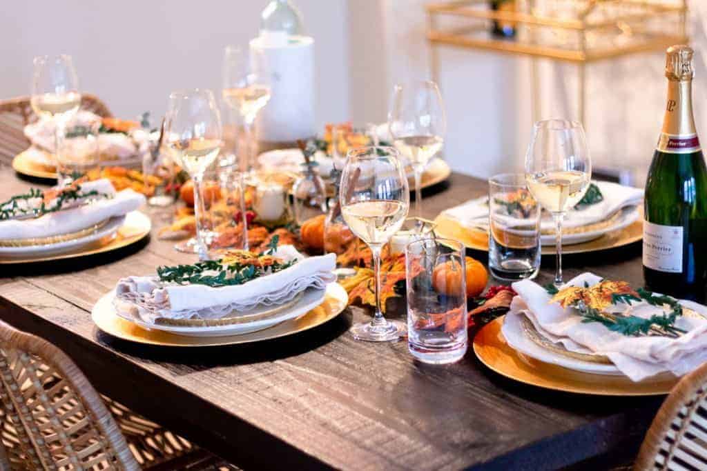 thanksgiving recipe round up tablescape