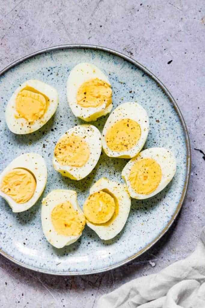 air-fryer-hard-boiled-eggs-1 whole30 breakfast ideas